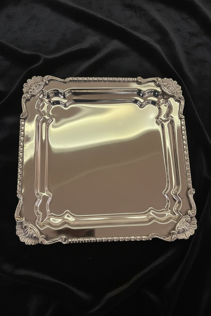 Squared small plate