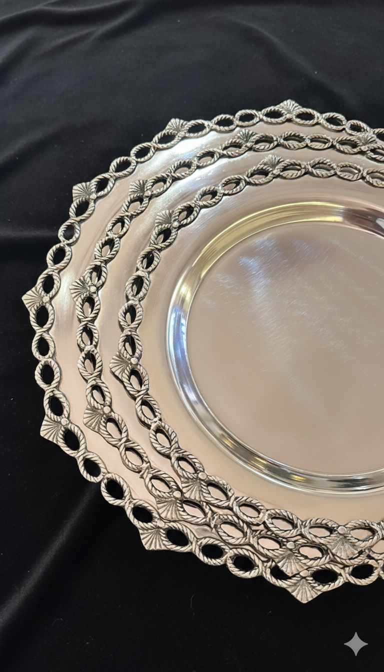 Rounded Robe serving platter
