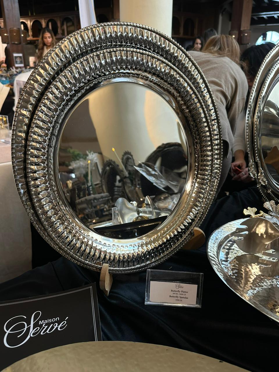 Halo rounded Tray