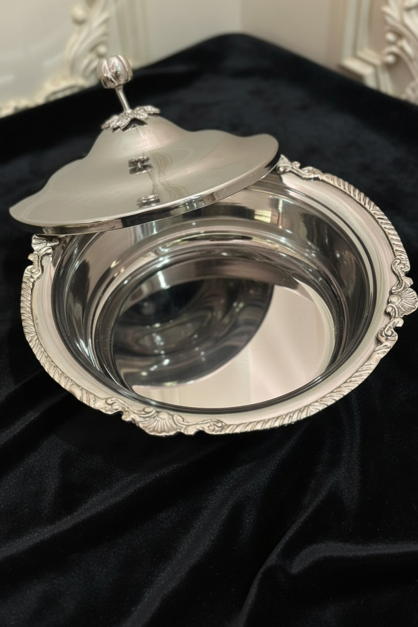 bowl with its cover