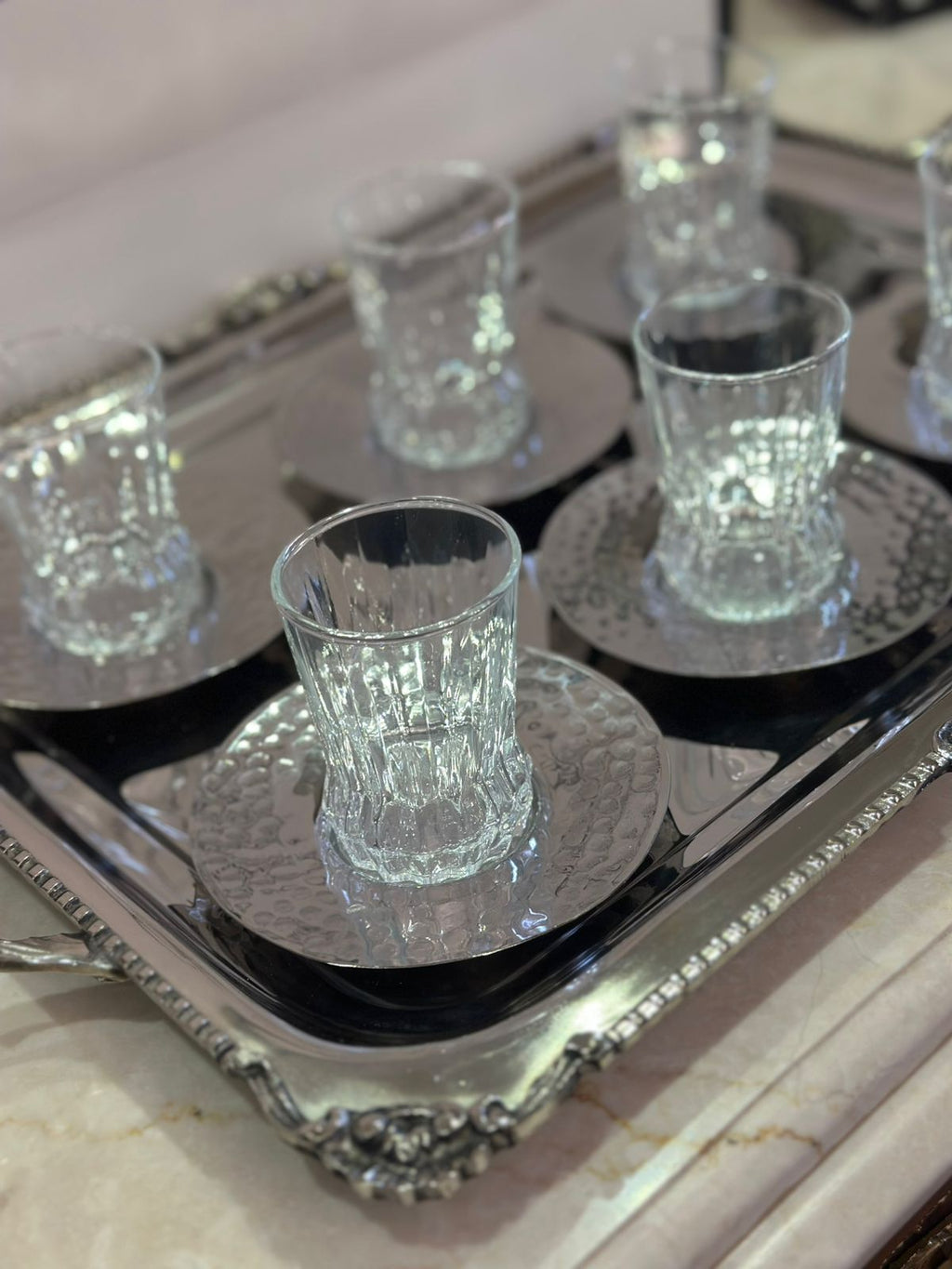 A set of 6 Istikana with its Dotted plates