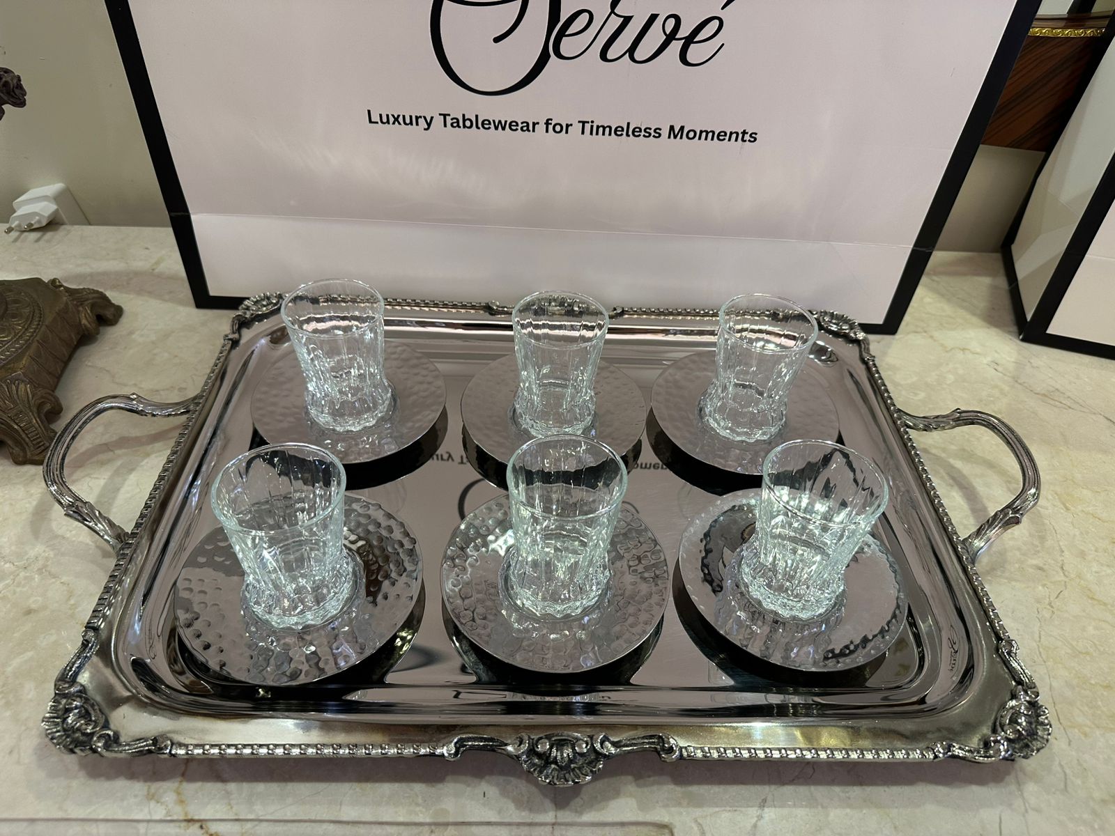 A set of 6 Istikana with its Dotted plates